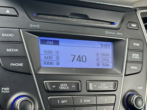 Used 2016 Hyundai Santa Fe Sport FWD image 18