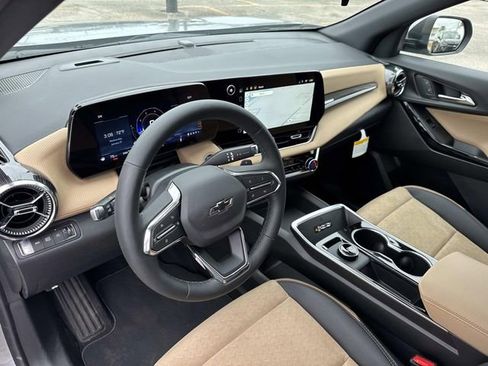 New 2026 Chevrolet Equinox ACTIV AWD/4WD image 42