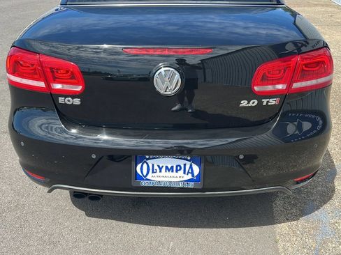 Used 2012 Volkswagen Eos Lux FWD image 9