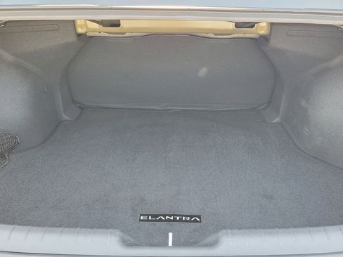 Used 2025 Hyundai Elantra Sport image 7