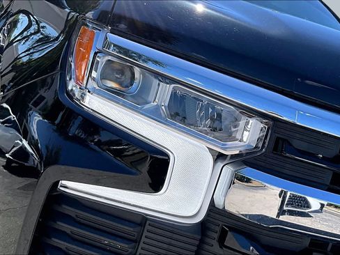 Used 2024 Chevrolet Silverado 1500 LT AWD/4WD image 28