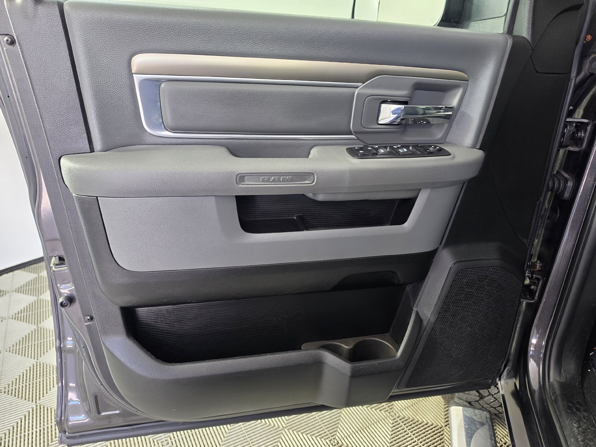 Used 2018 RAM 2500 Big Horn AWD/4WD image 7