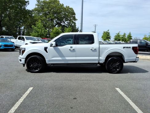 Used 2025 Ford F150 Lariat w/ Equipment Group 501A Mid AWD/4WD image 8