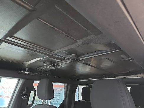 Used 2025 Ford Bronco Big Bend image 30