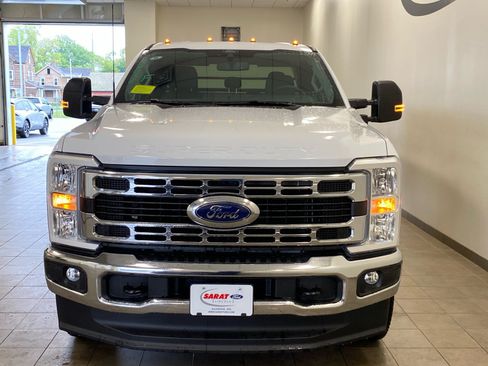 New 2026 Ford F350 XLT w/ XLT Value Package AWD/4WD image 3