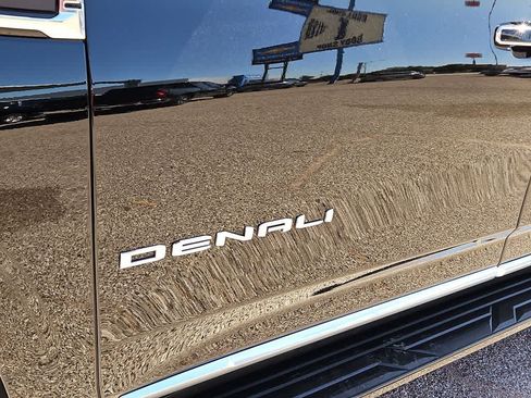 Used 2026 GMC Yukon Denali w/ LPO, Floor Liner Package AWD/4WD image 11
