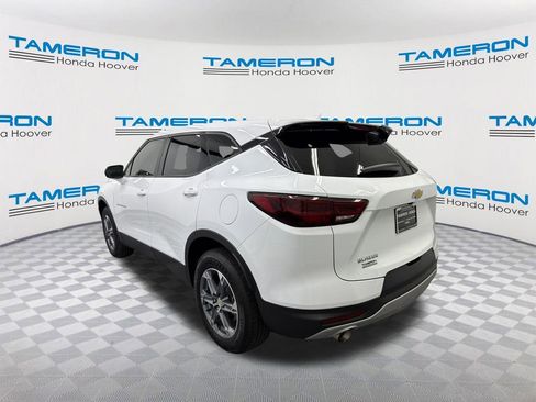 Used 2023 Chevrolet Blazer LT image 3