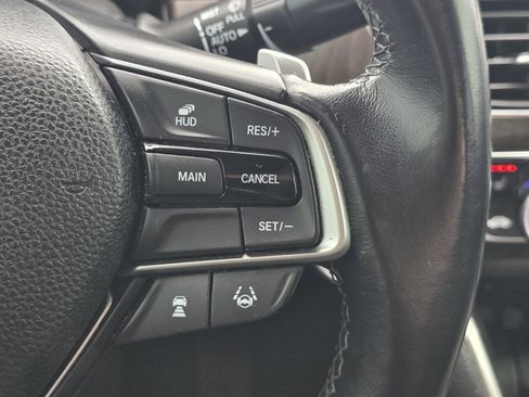 Used 2018 Honda Accord Touring image 33
