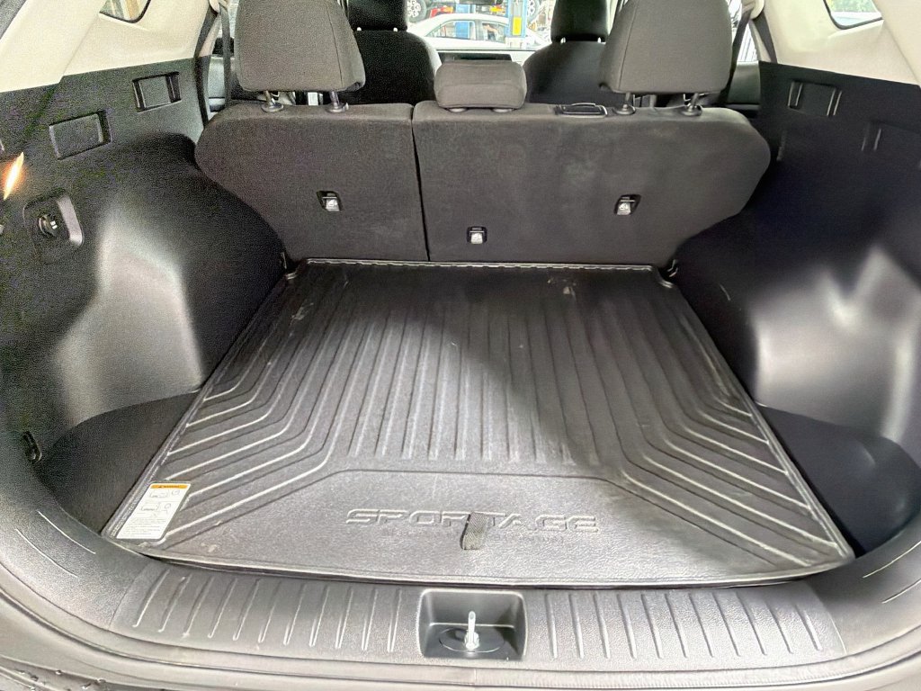 Used 2023 Kia Sportage LX AWD/4WD image 26
