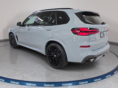 Used 2026 BMW X5 sDrive40i w/ M Sport Package RWD image 9