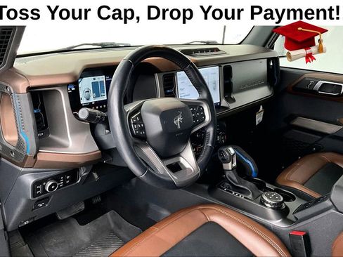 Used 2023 Ford Bronco Outer Banks w/ Sasquatch Package AWD/4WD image 16