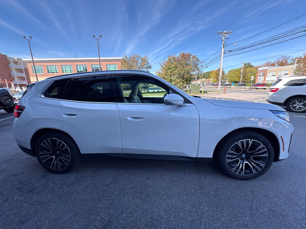 Used 2026 BMW X3 xDrive30i w/ Premium Package AWD/4WD image 5