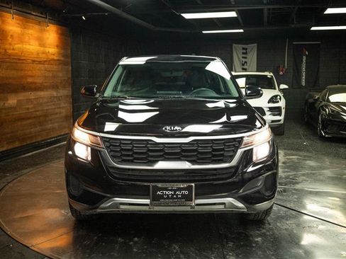 Used 2021 Kia Seltos LX AWD/4WD image 4