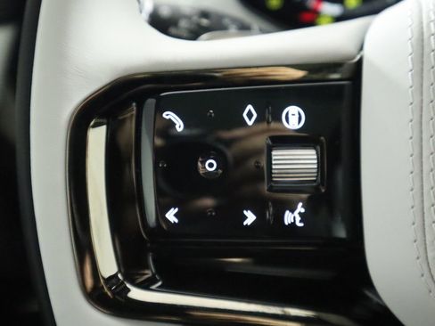 New 2026 Land Rover Range Rover Sport Dynamic SE image 12