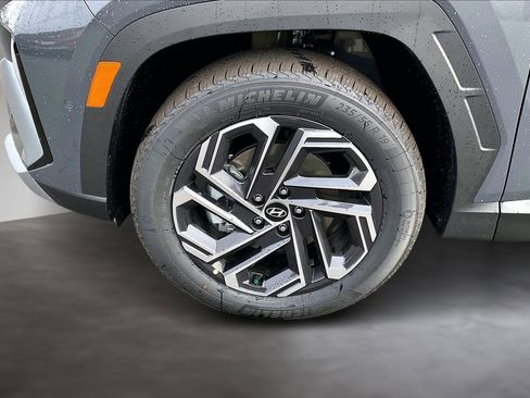New 2026 Hyundai Tucson Limited image 13