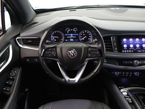 Certified 2024 Buick Enclave Essence w/ Sport Touring Edition image 17