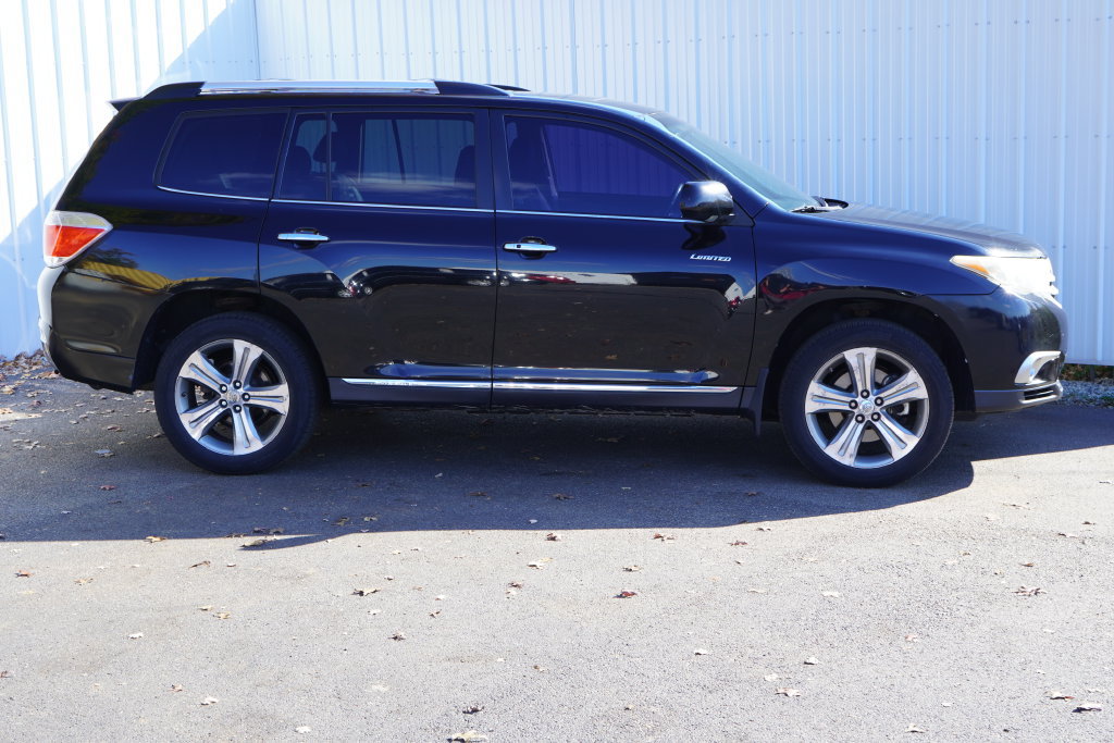 Used 2011 Toyota Highlander Limited AWD/4WD image 2