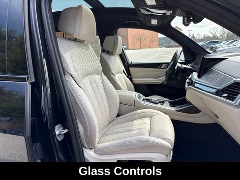 Used 2023 BMW X7 xDrive40i w/ Executive Package image 34