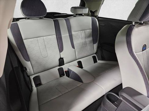 Certified 2025 MINI Cooper S FWD image 17