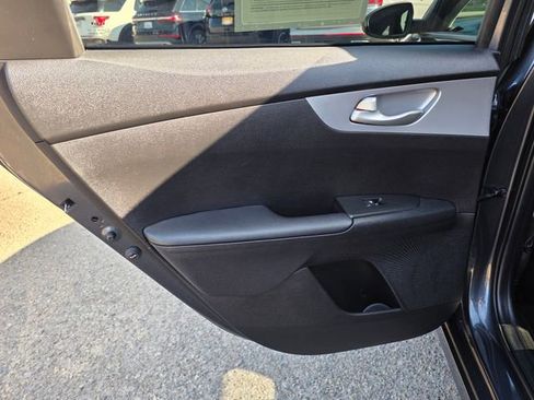 Used 2023 Kia Forte LXS image 14