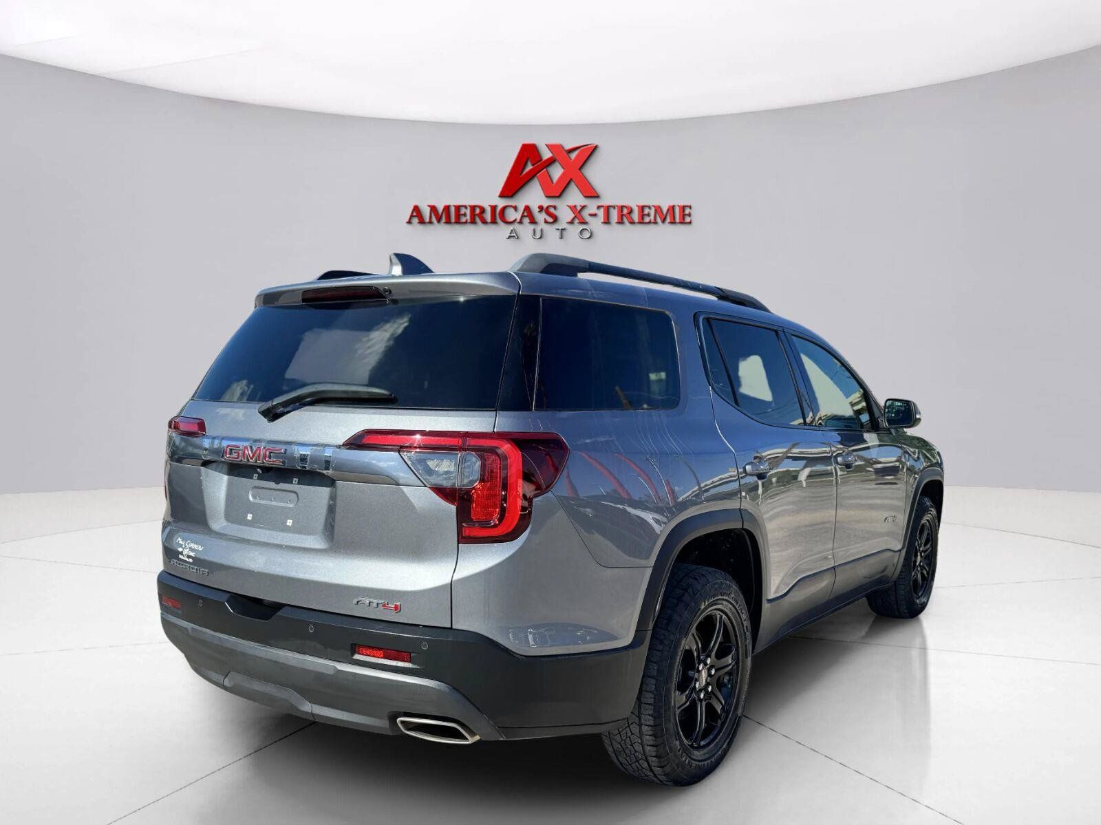 Used 2021 GMC Acadia AT4 w/ Technology Package AWD/4WD image 4