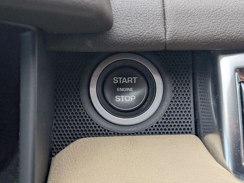 Used 2017 Land Rover Range Rover Sport HSE AWD/4WD image 16