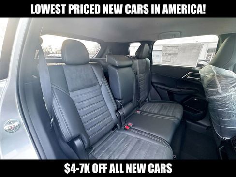 New 2026 Mitsubishi Outlander SE FWD image 30