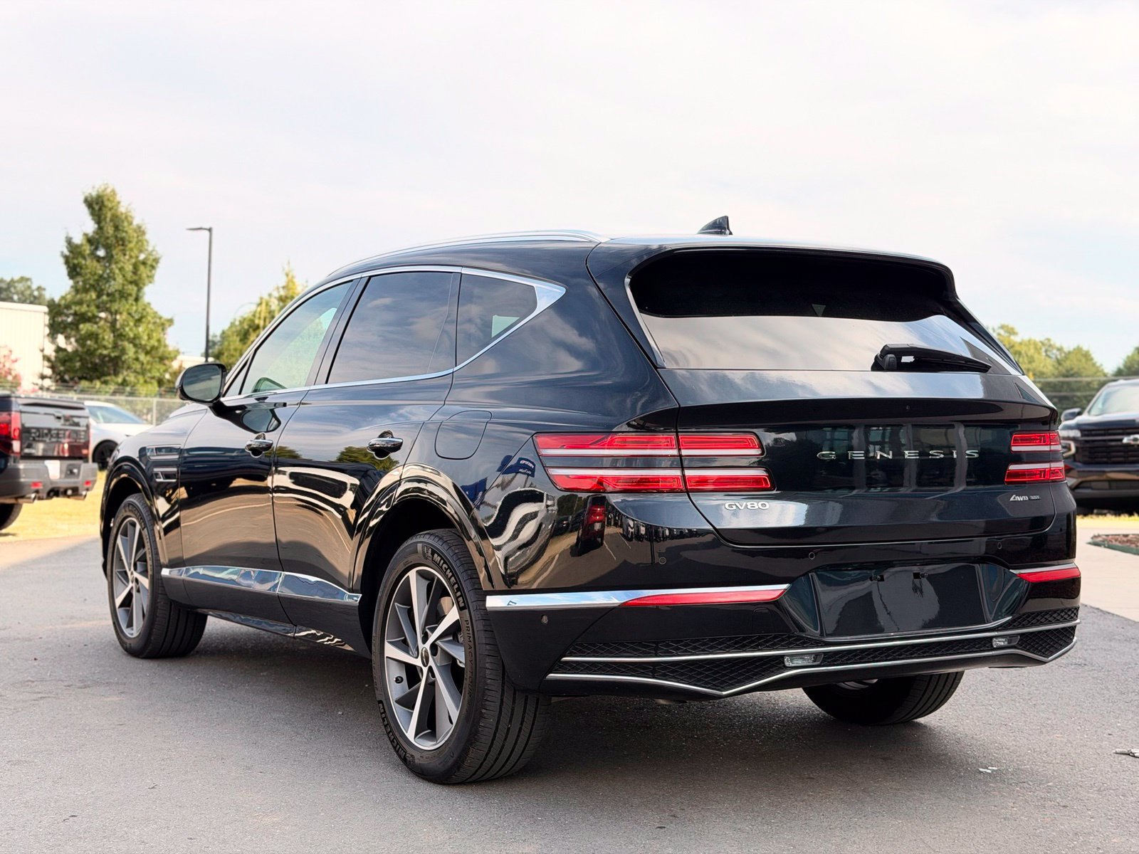 Used 2025 Genesis GV80 3.5T Advanced AWD/4WD image 16