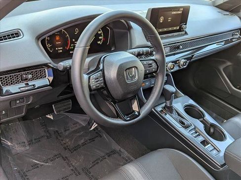 Used 2025 Honda Civic Sport image 10