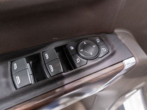 Used 2019 GMC Sierra 1500 SLT w/ SLT Premium Plus Package image 16