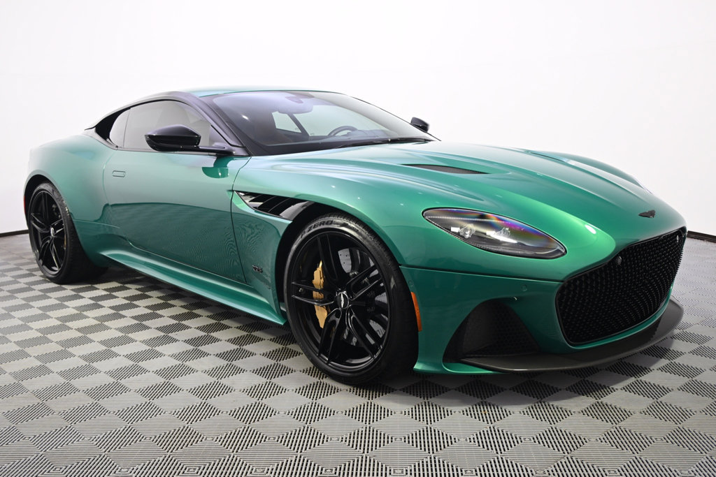 Used 2023 Aston Martin DBS Coupe RWD image 8