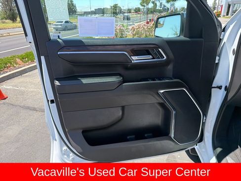 Used 2024 GMC Sierra 1500 SLT AWD/4WD image 10