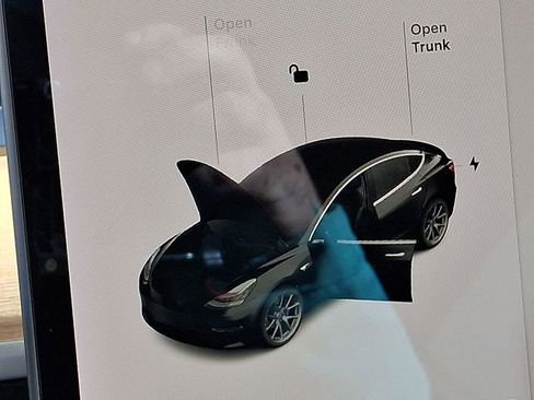 Used 2019 Tesla Model 3 Long Range image 35
