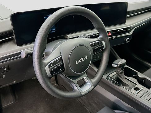 Used 2025 Kia K5 LXS image 18