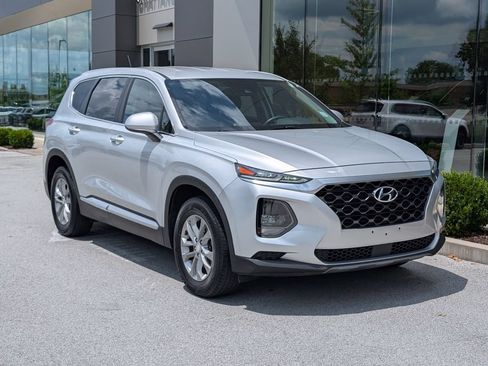 Used 2019 Hyundai Santa Fe SE FWD image 10