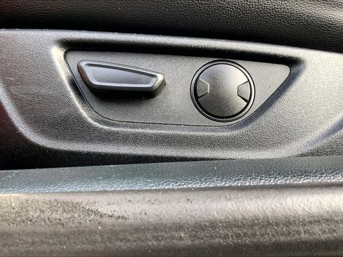 Used 2021 Ford Mustang Premium image 34