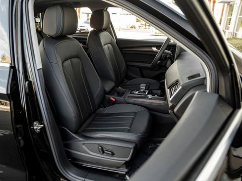 Used 2023 Audi Q5 2.0T Premium Plus w/ Premium Plus Package AWD/4WD image 38