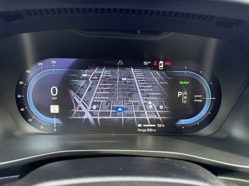 Used 2023 Volvo XC40 Recharge Plus image 30