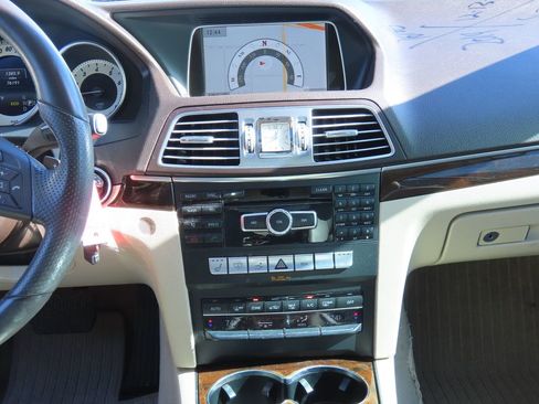 Used 2014 Mercedes-Benz E 350 E 350 image 8