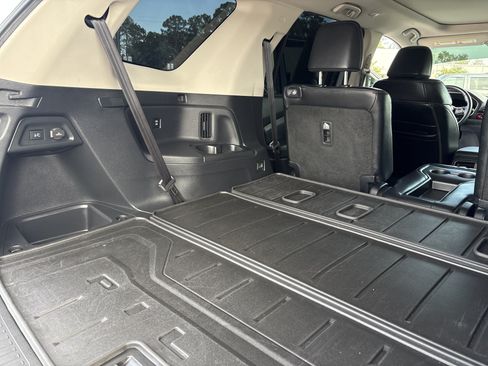 Used 2024 Honda Pilot Touring image 23