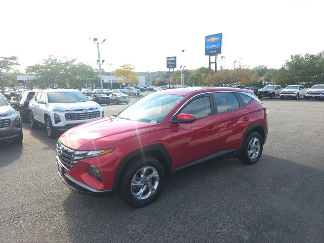 Used 2022 Hyundai Tucson SE w/ Cargo Package AWD/4WD image 6