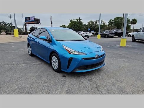 Used 2019 Toyota Prius LE image 36