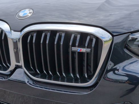 Used 2025 BMW X4 M40i AWD/4WD image 13