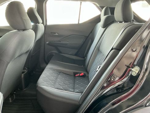 Used 2020 Nissan Kicks SV FWD image 32