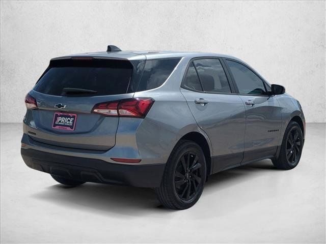 Used 2023 Chevrolet Equinox LS w/ LS Convenience Package FWD image 5