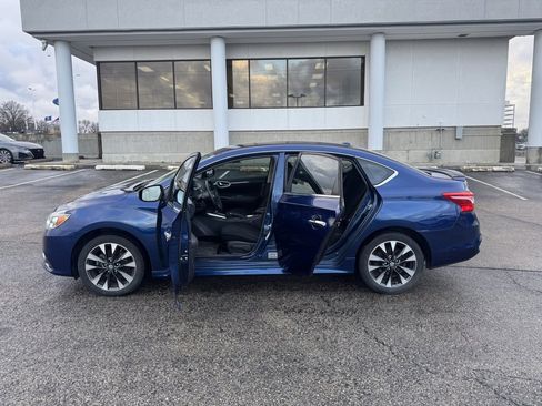 Used 2017 Nissan Sentra SR image 4