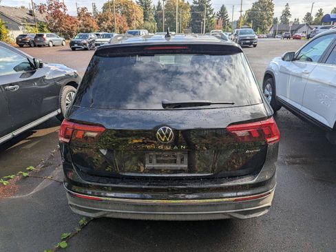 Used 2023 Volkswagen Tiguan S AWD/4WD image 4