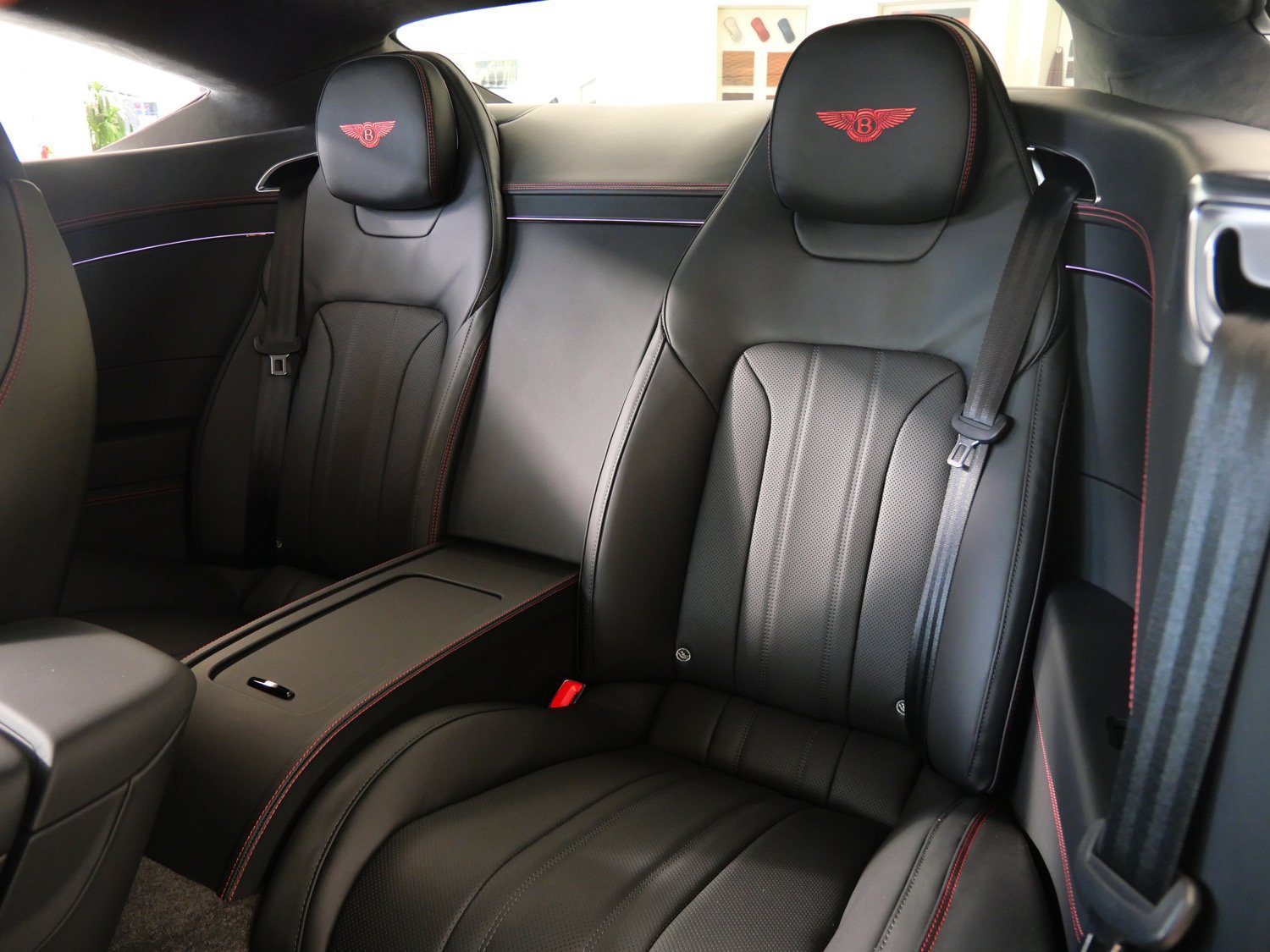 Used 2026 Bentley Continental GT AWD/4WD image 14