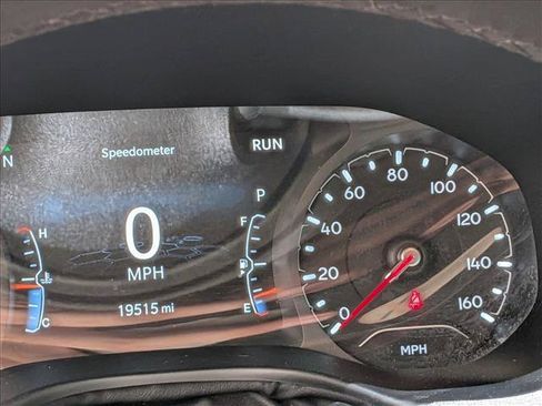 Used 2023 Jeep Compass Latitude AWD/4WD image 7