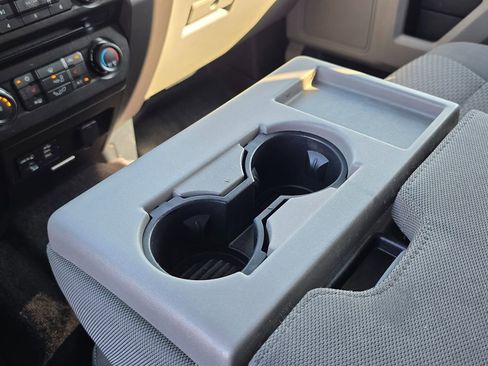 Used 2015 Ford F150 XLT w/ Equipment Group 302A Luxury image 45